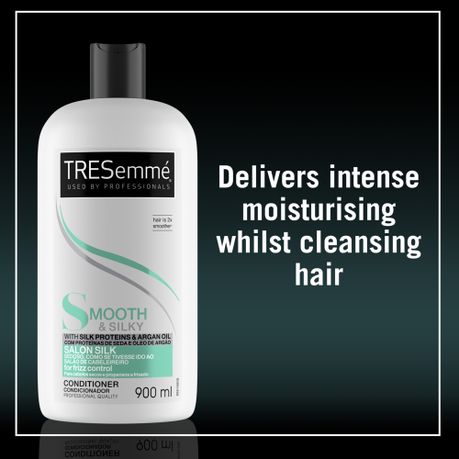 TRESemme Smooth and Silky Frizz Control Conditioner - 900ml
