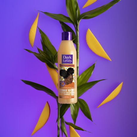 Dark and Lovely Au Naturale Wonder Wash Moisture Replenishing Shampoo 250ml