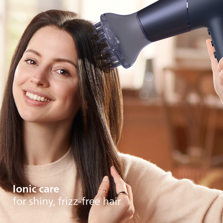 Philips 5000 Series 2300W Thermoshield Hair Dryer Blue, 2 Styling Nozzles