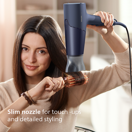 Philips 5000 Series 2300W Thermoshield Hair Dryer Blue, 2 Styling Nozzles