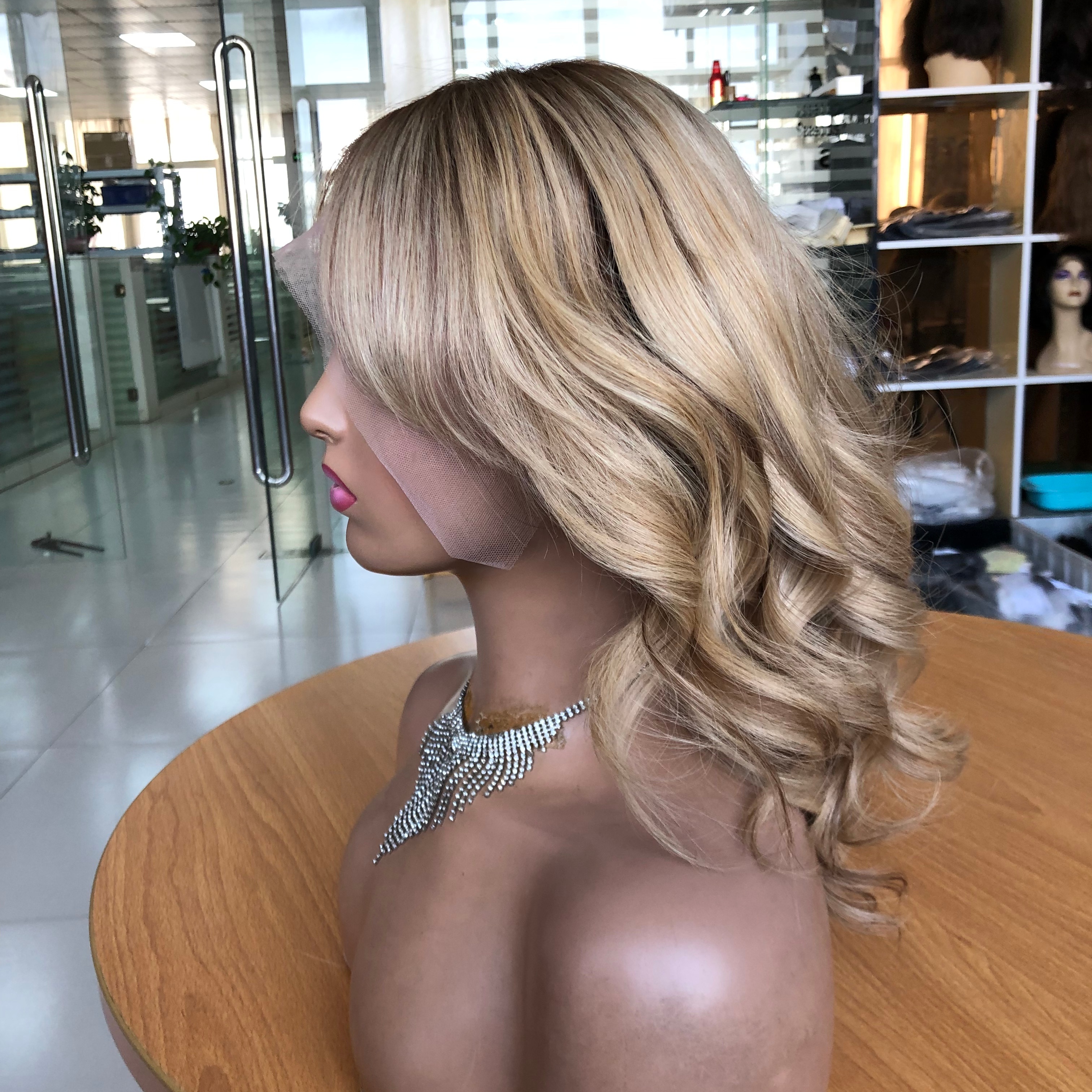 Short Bouncy Wavy Wig Ombre Brown to Blonde Human Hair Wig with Natural Hairline for Daily Party Use Natural Wavy Ash Blonde Wig